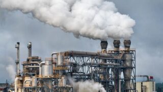 Ayudas compensación de costes indirectos de CO2: qué son y a quién van dirigidas